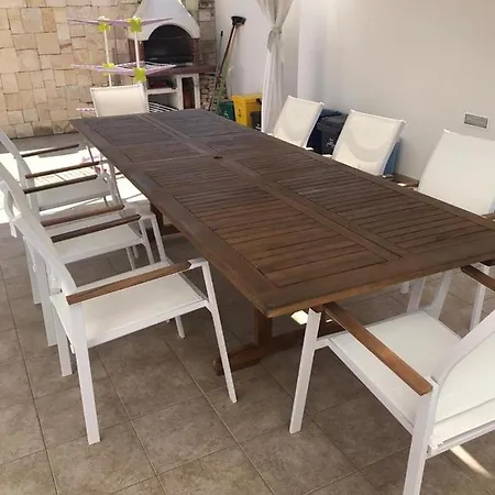 Giusy סנט'איזידורו